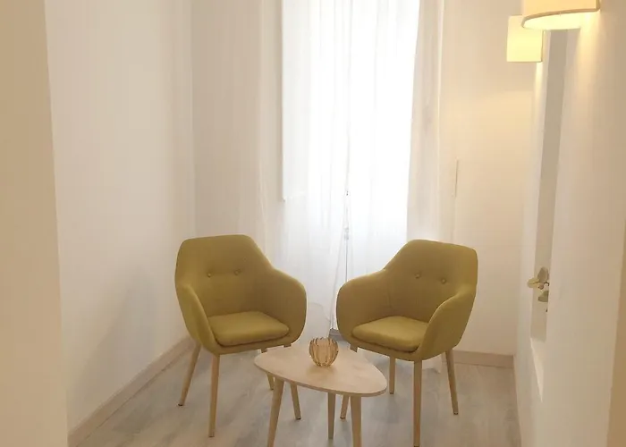 Centro Grande - Spacious Near Spanish Steps, Sleeps Up To 6 Guests By Locappart Apartament Rzym