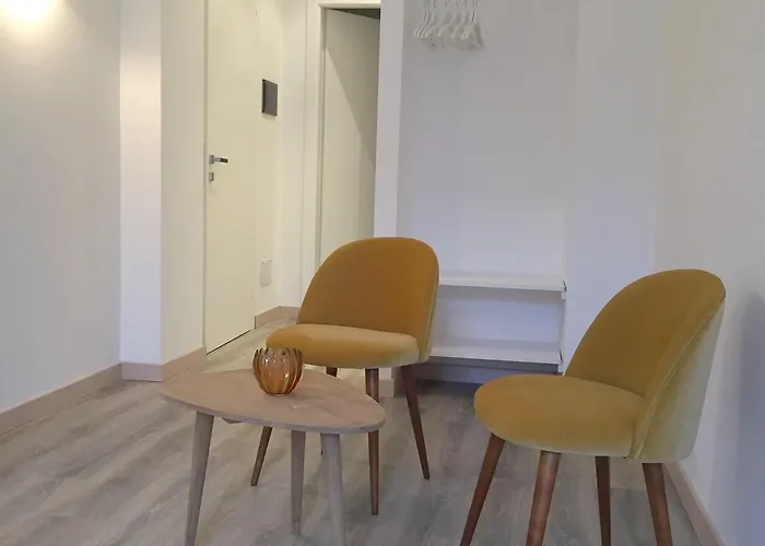Centro Grande - Spacious Near Spanish Steps, Sleeps Up To 6 Guests By Locappart Apartament Rzym