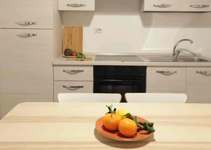 Centro Grande - Spacious Near Spanish Steps, Sleeps Up To 6 Guests By Locappart Apartament Rzym